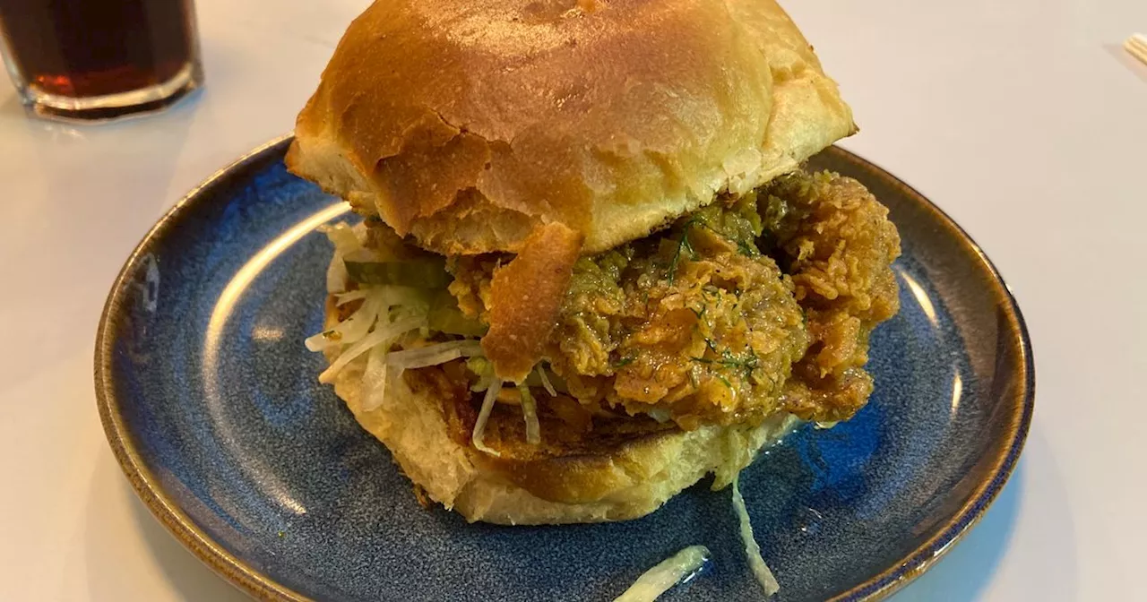 We tried hidden gem southside spot that might just do the best fried chicken