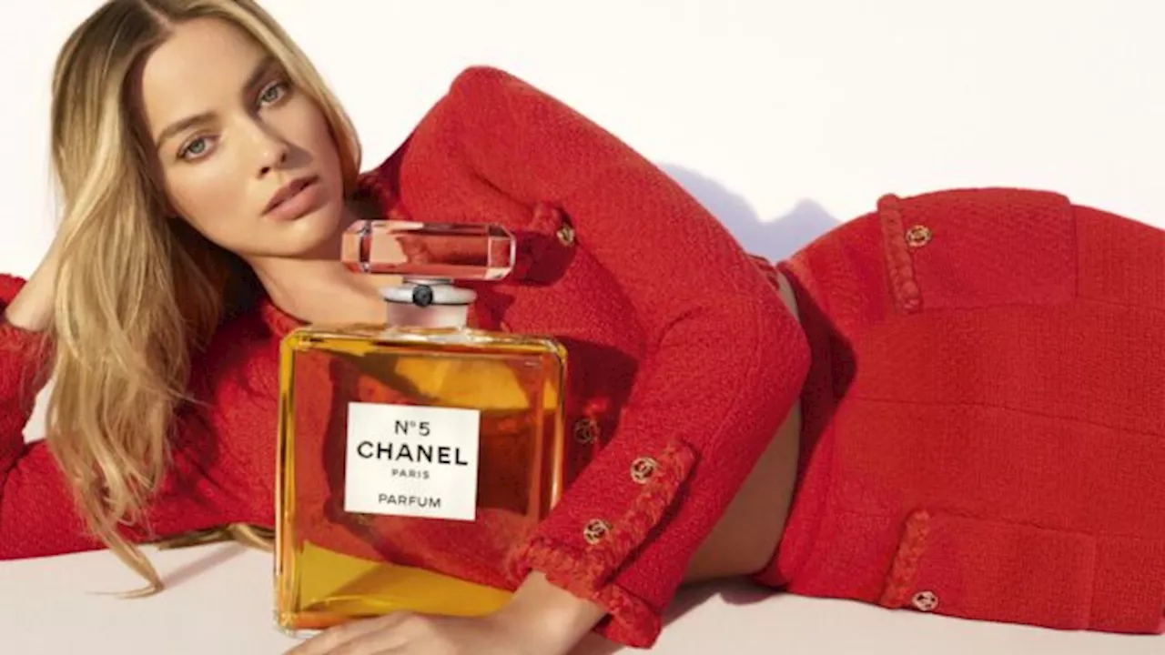 Chanel N°5 e la nuova campagna 'See you at 5': il backstage