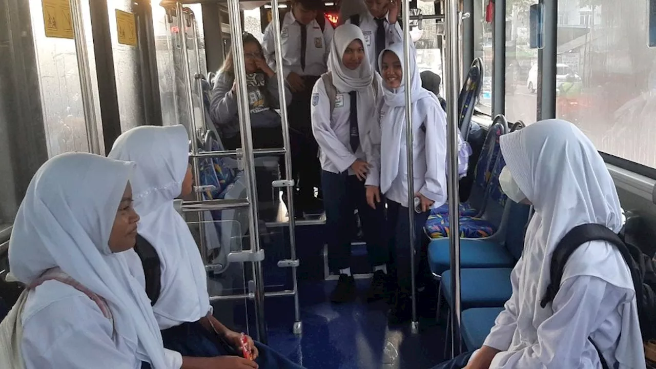 Uji Coba Bus Pelajar di Pontianak untuk Urai Kemacetan