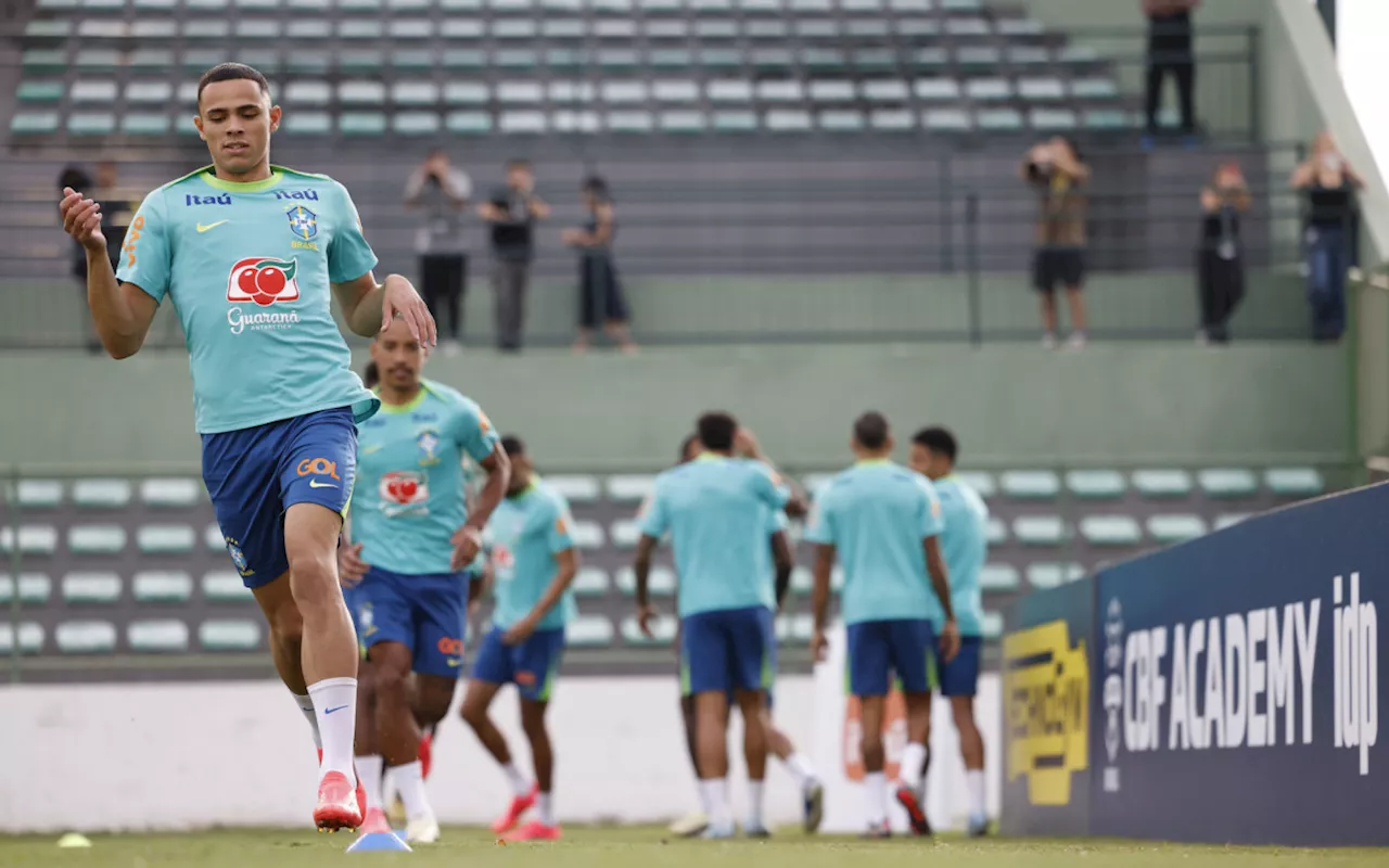 Dorival Júnior confirma três mudanças na Seleção para encarar o Peru