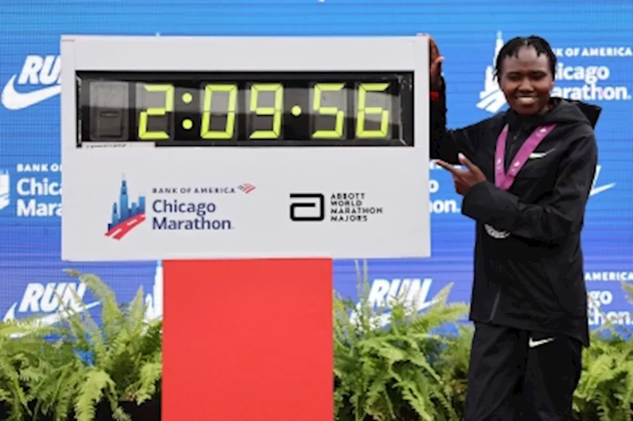 Kenya’s Chepngetich Shatters Women’s World Record At Chicago Marathon ...