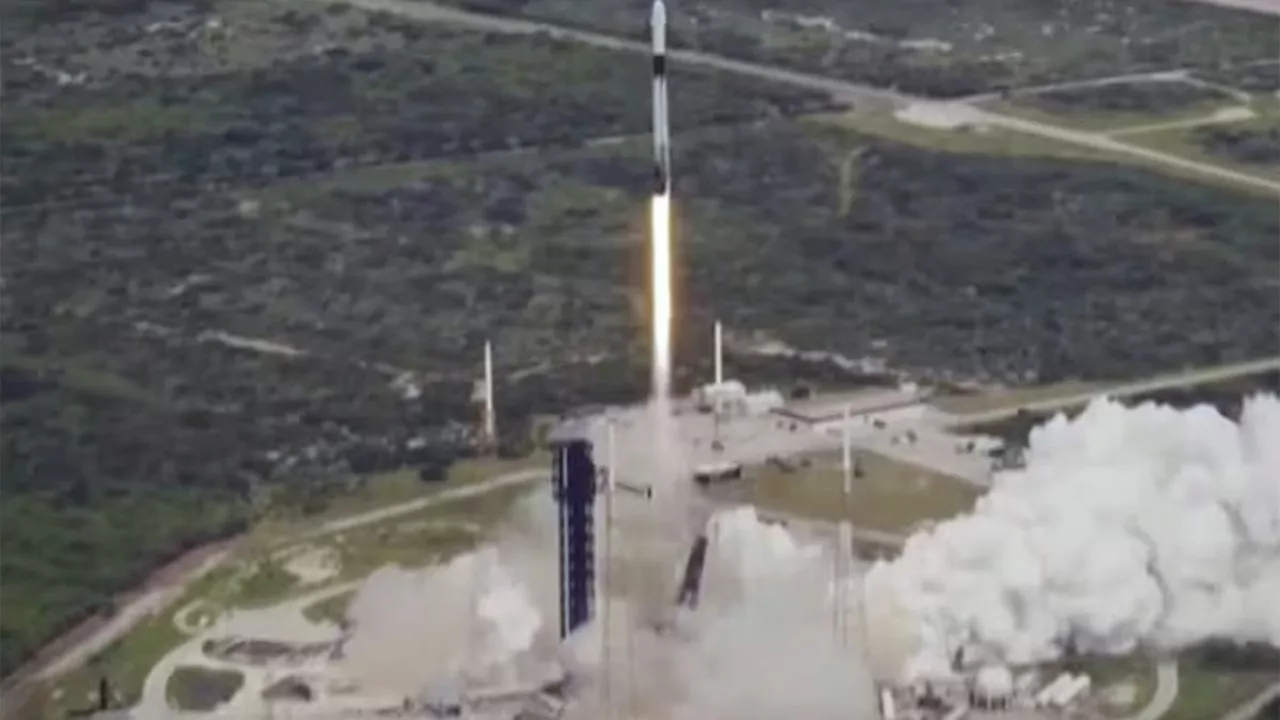 El Gobierno se ofreció para recibir los proyectos espaciales de SpaceX