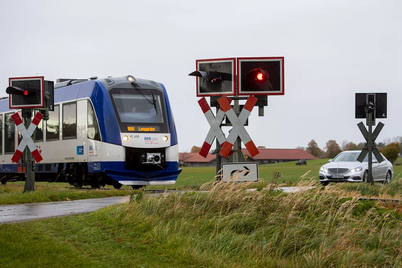 140 Meter lange Elektrozüge sollen zum Tegernsee fahren