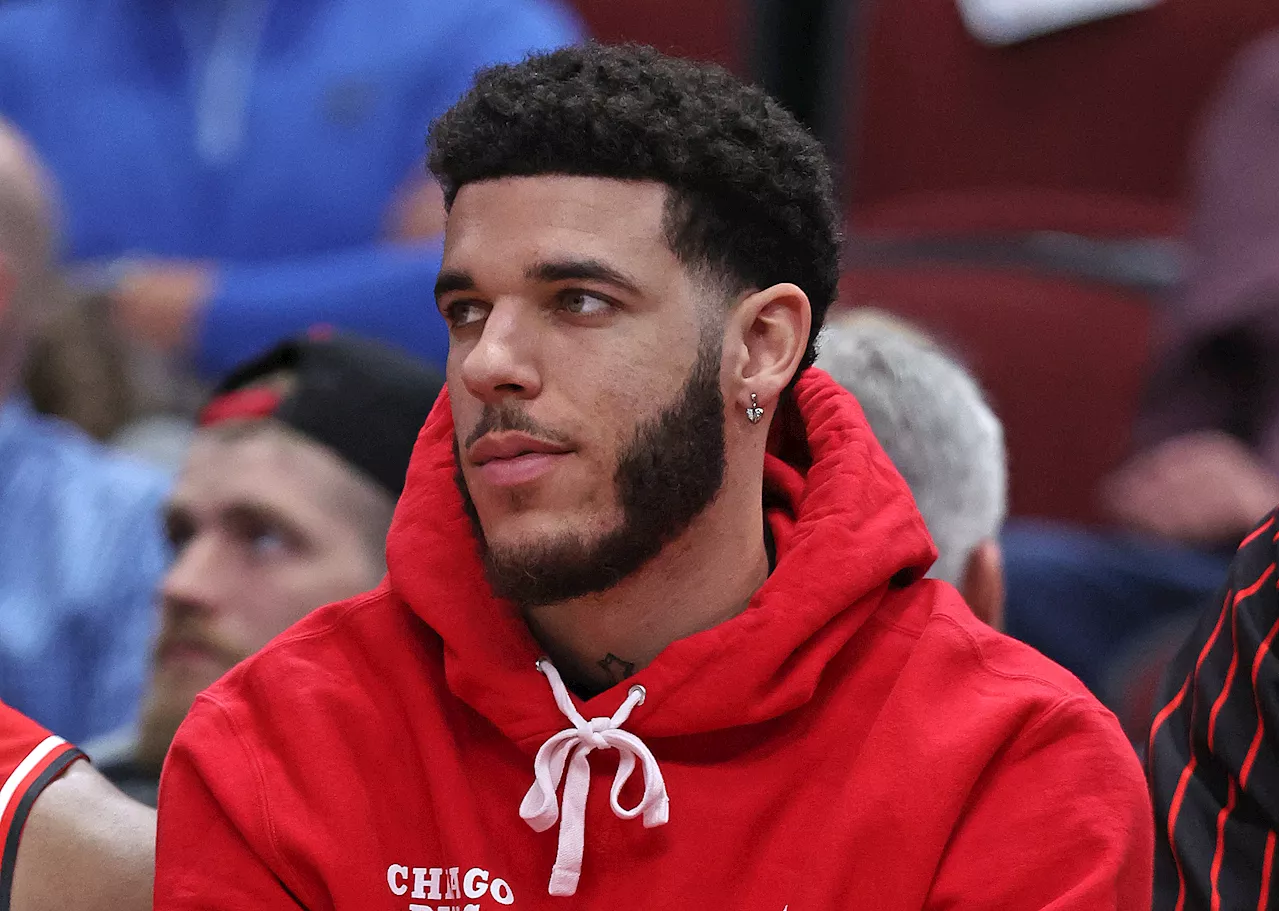 Bulls' Lonzo Ball expected to play for first time in more than two years: Reports