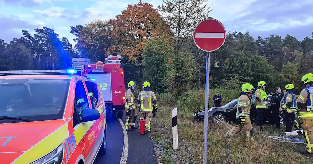 Unfall mit eingeklemmter Person im Kreis Paderborn