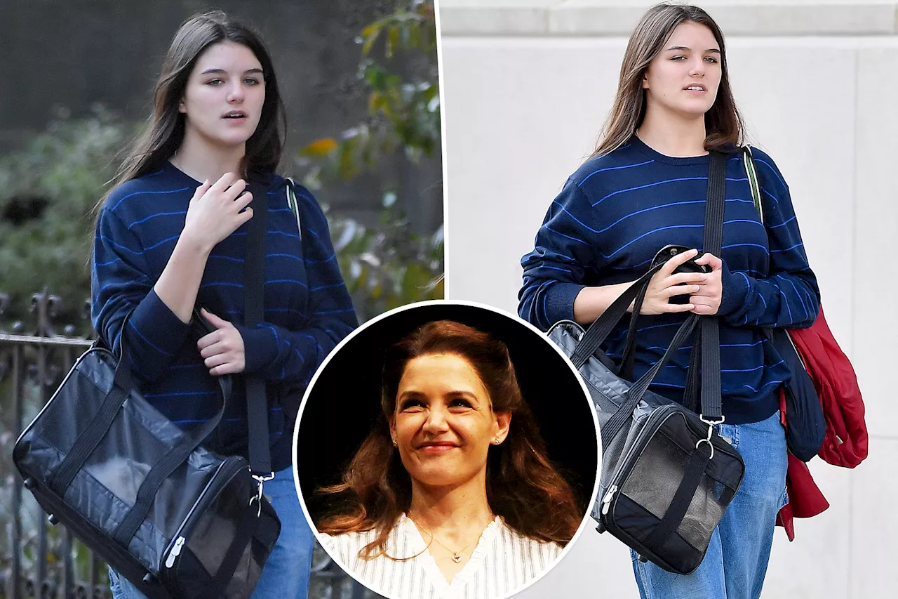 Suri Cruise spends weekend in NYC to support mom Katie Holmes' debut in 'Our Town'