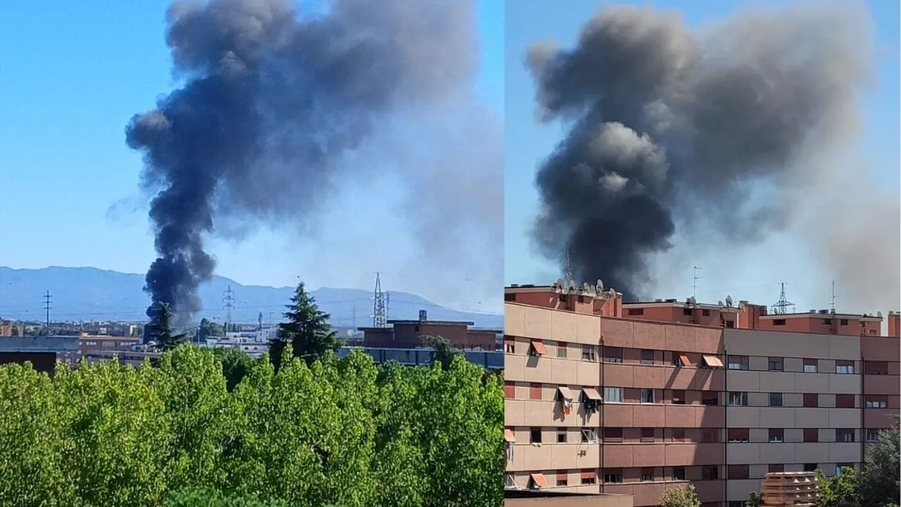 A fuoco un autobus di Roma Tpl, la rabbia dei residenti del IV municipio: "Aria irrespirabile"