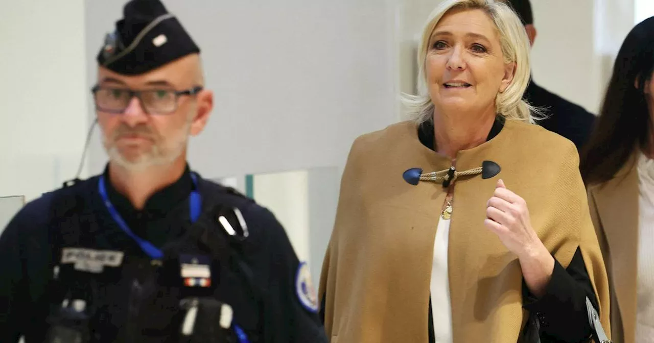 Frankreich: Le Pen verteidigt sich in Scheinbeschäftigungs-Prozess vor Gericht