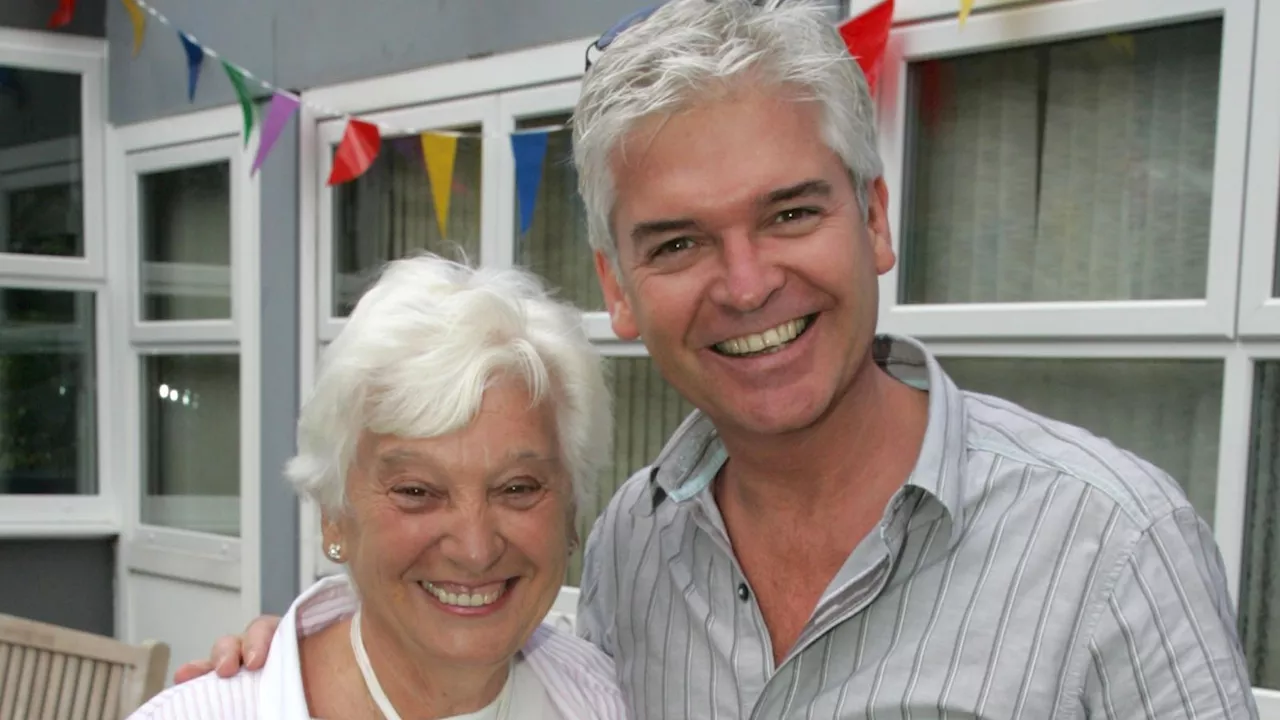 'Heartbroken' Phillip Schofield pays tribute to his 'magnificent' mother Pat, as he announces her death