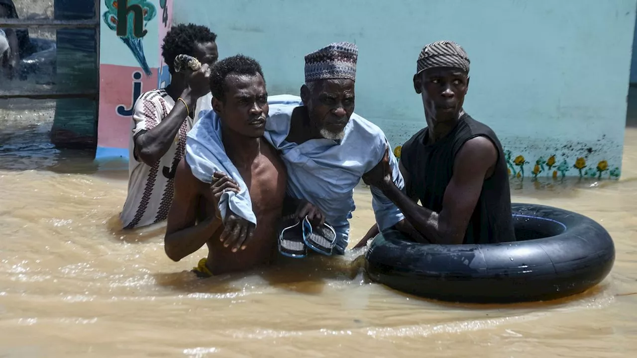 Heftige Regenfälle: Zehntausende fliehen vor Überschwemmungen in Nigeria