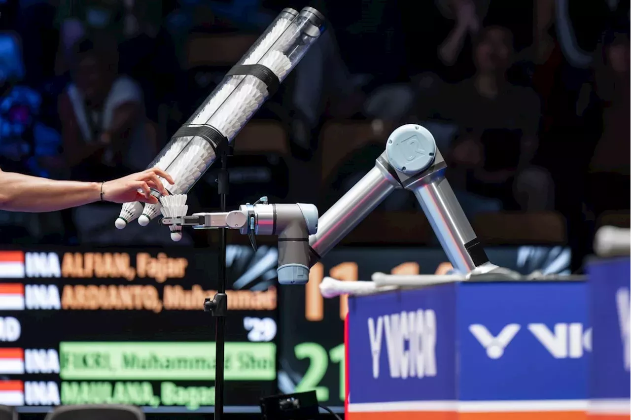 Robot invasion at 'futuristic' Denmark Open badminton in Odense NA