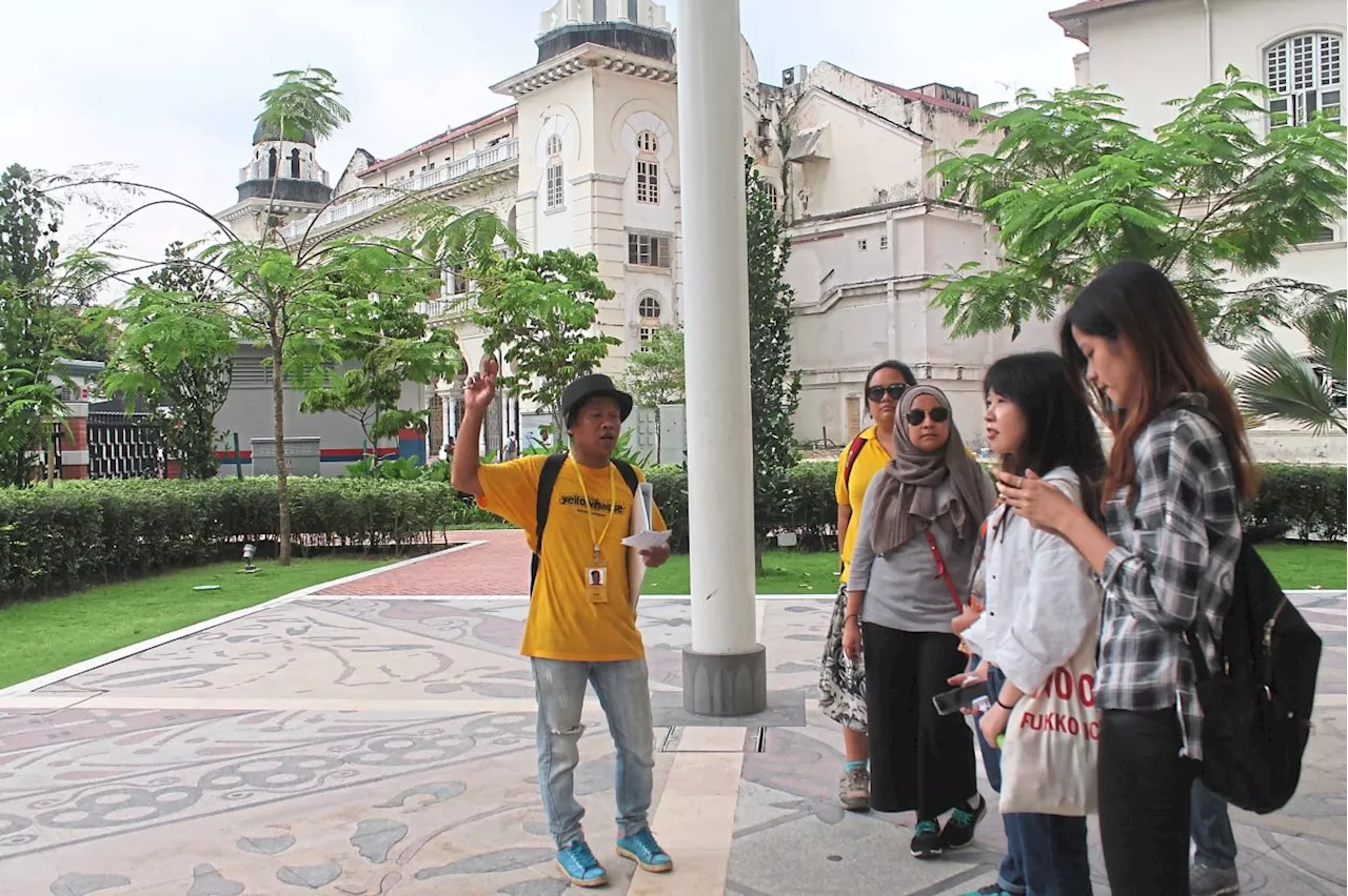 Unregistered tour guides in Malaysia: a problem that needs fixing fast