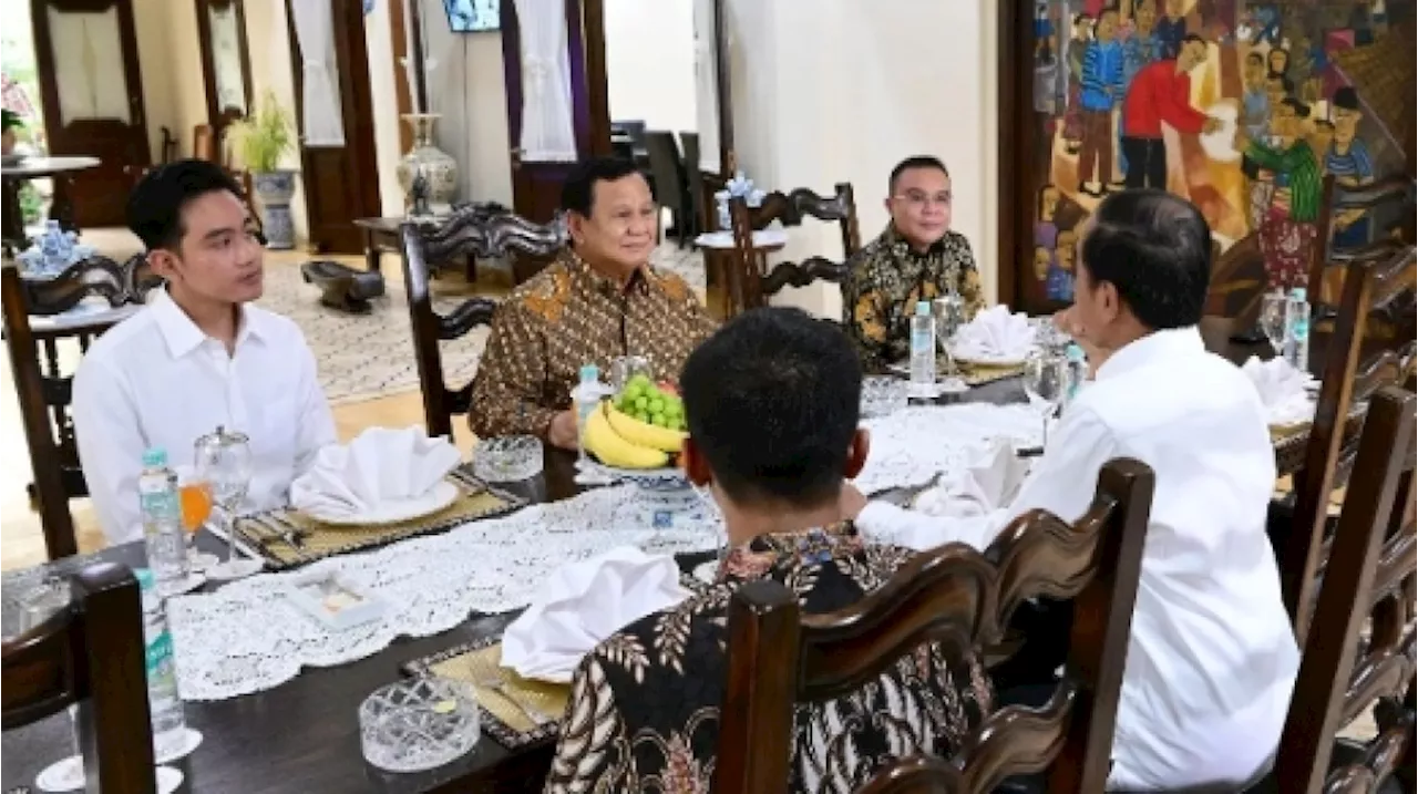 Pamer Momen Makan Bareng Gibran di Kediaman Jokowi, Prabowo: Penuh Keakraban