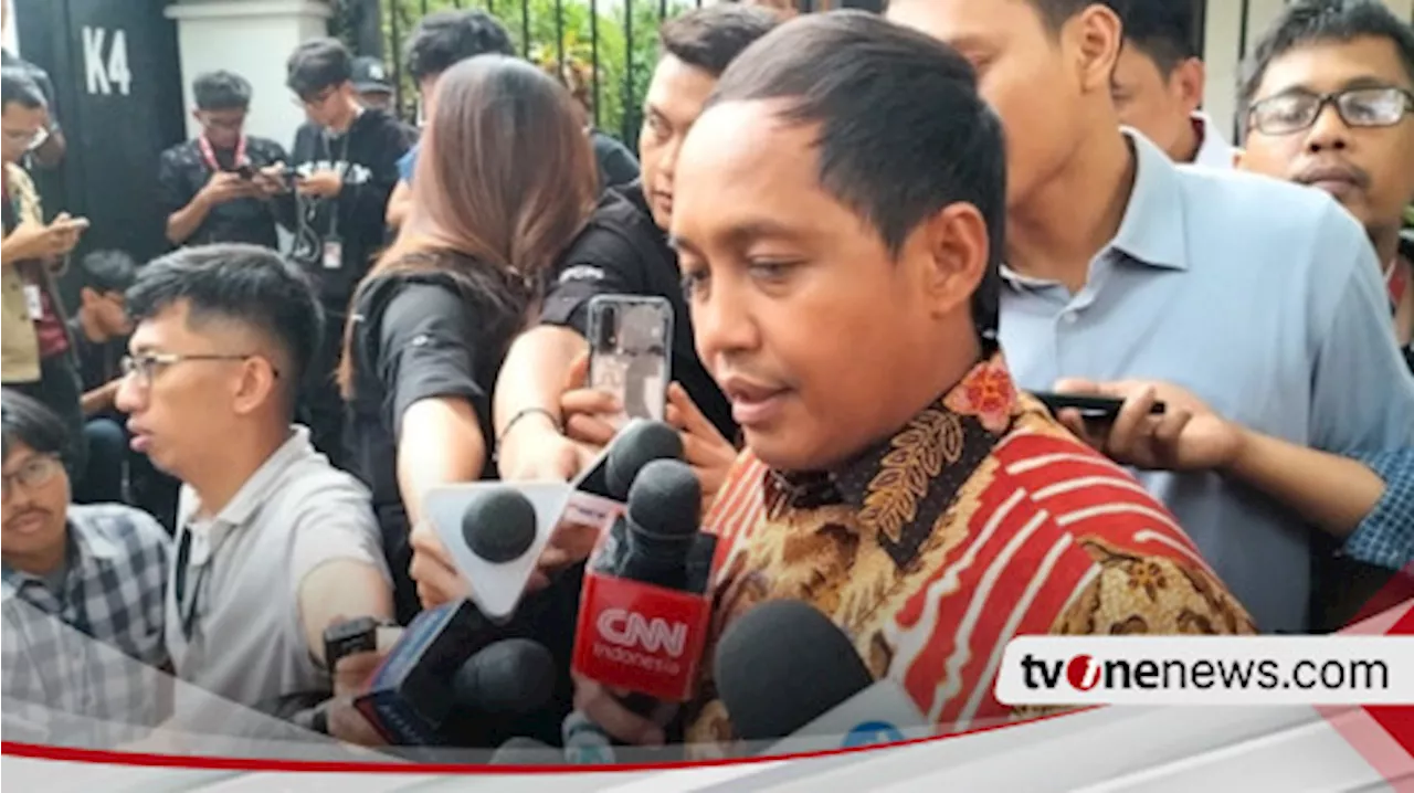 Ditelepon Mayor Teddy Mendadak, Raja Juli Akui Diminta Masuk Kabinet Prabowo di Bidang...