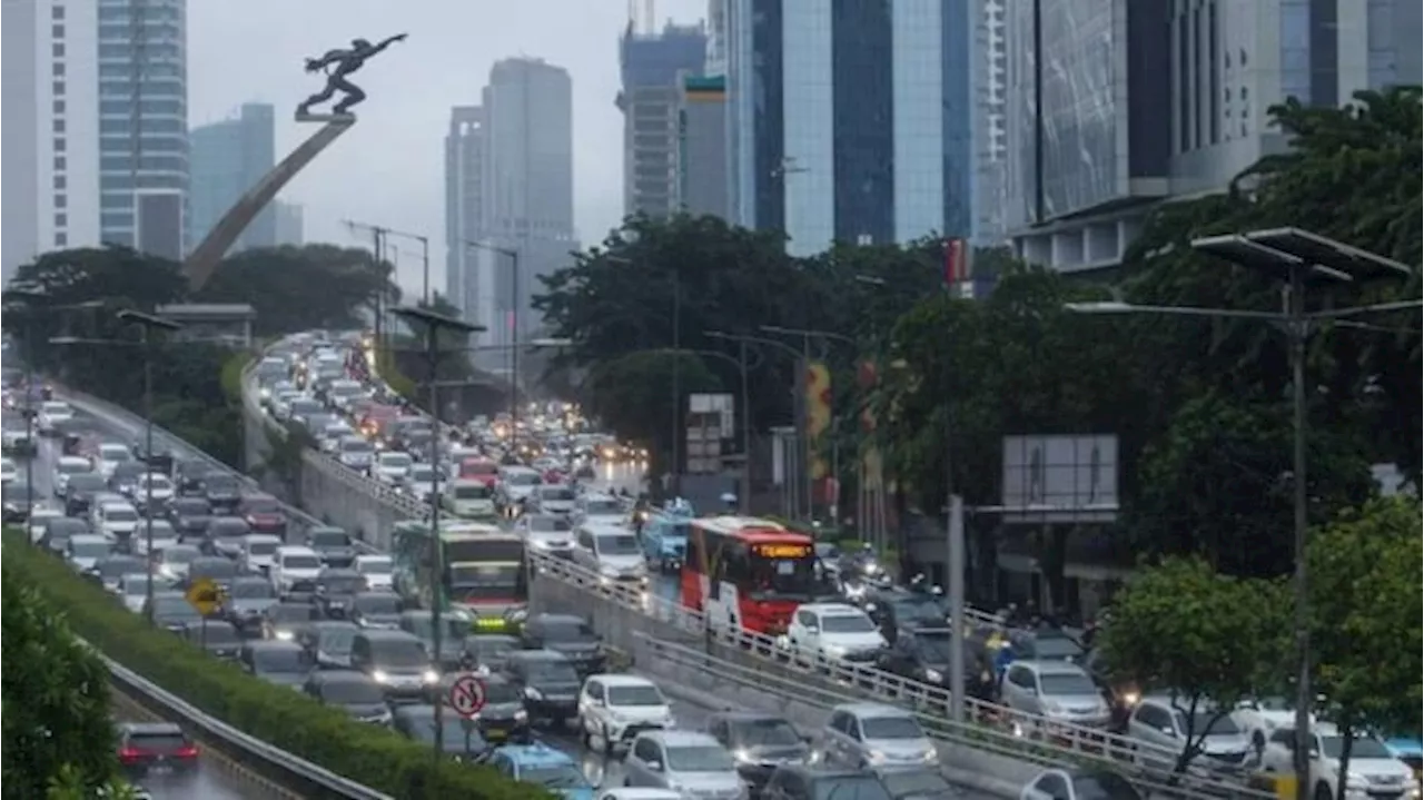 Bule Ini Sebut Biang Kerok Polusi Udara di Jakarta Gara-gara BBM Kotor