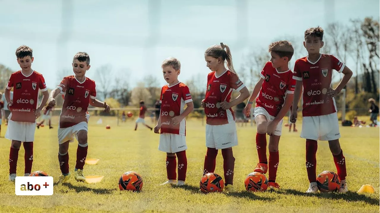 Gewinnen Sie einen Platz für die Teilnahme am FC Aarau Juniorencamp 2025