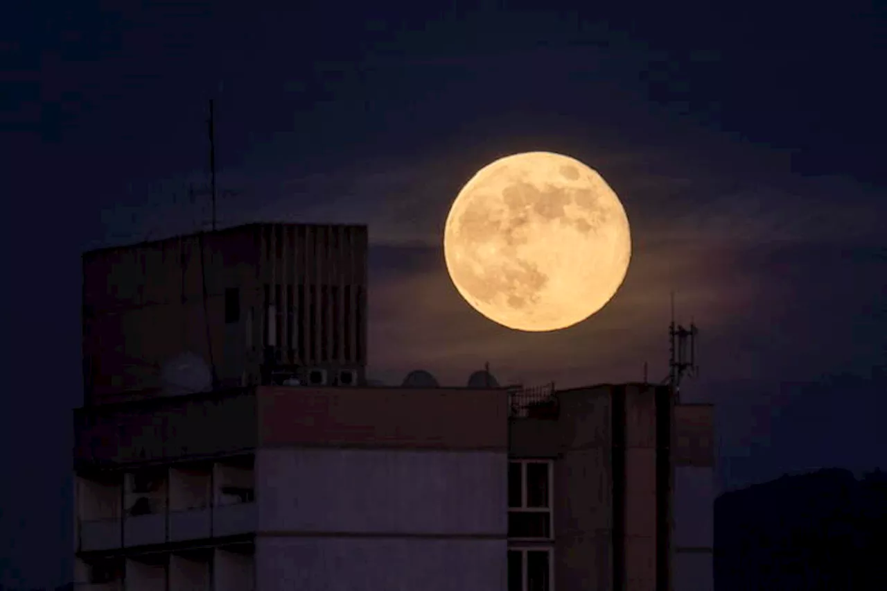 Chefe da Nasa diz que astronautas voltarão para Lua em 2026