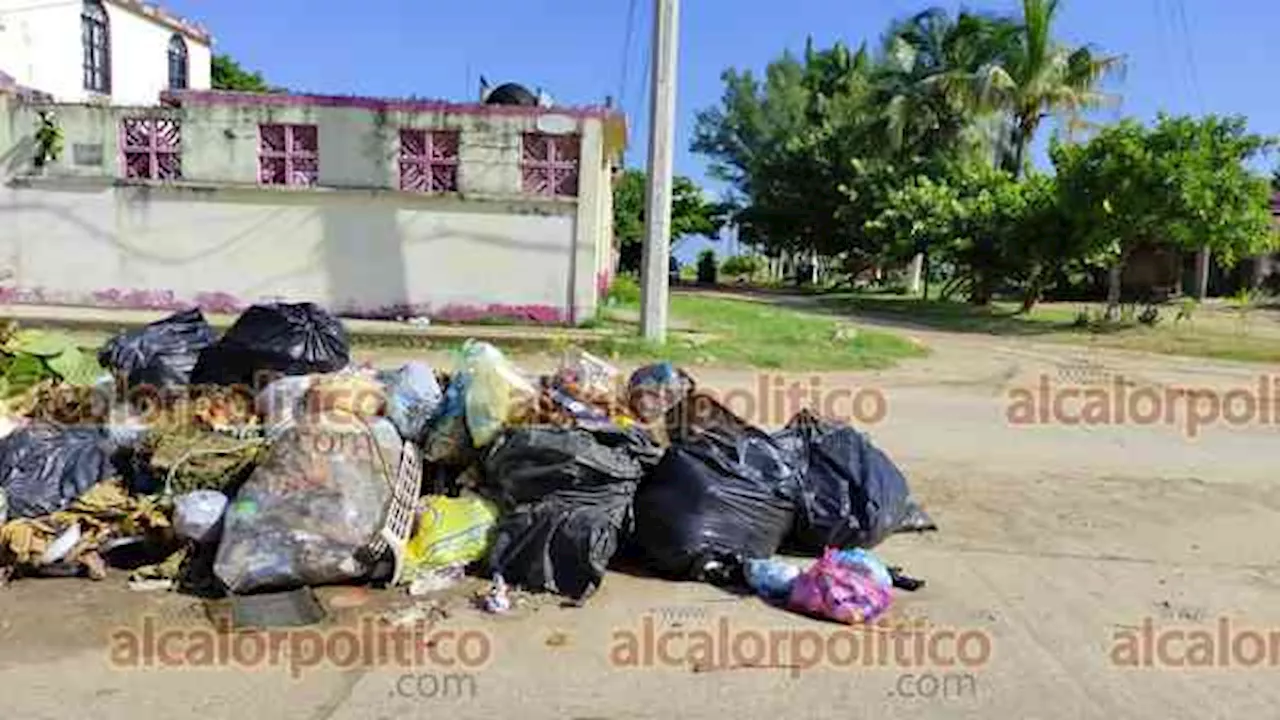 Basura se amontona en Coatzacoalcos por falta de camiones recolectores