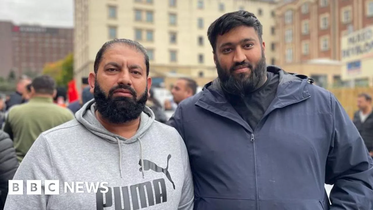 Uber Drivers Protest Over Pay Cuts and Job Security in Glasgow