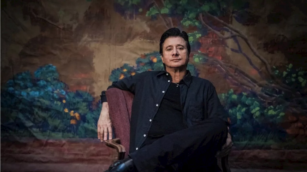 Signed: Steve Perry Rides With George Harrison’s Dark Horse Records, Nicole Scherzinger Inks With CAA