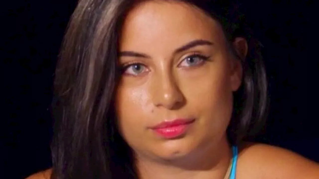 Temptation Island, la tentatrice Sofia lancia una frecciatina ad Anna Acciardi sui social