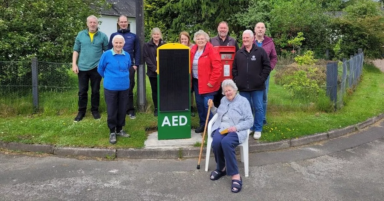 Ex-army medic fights for two years to get solar defibrillator for Scots village