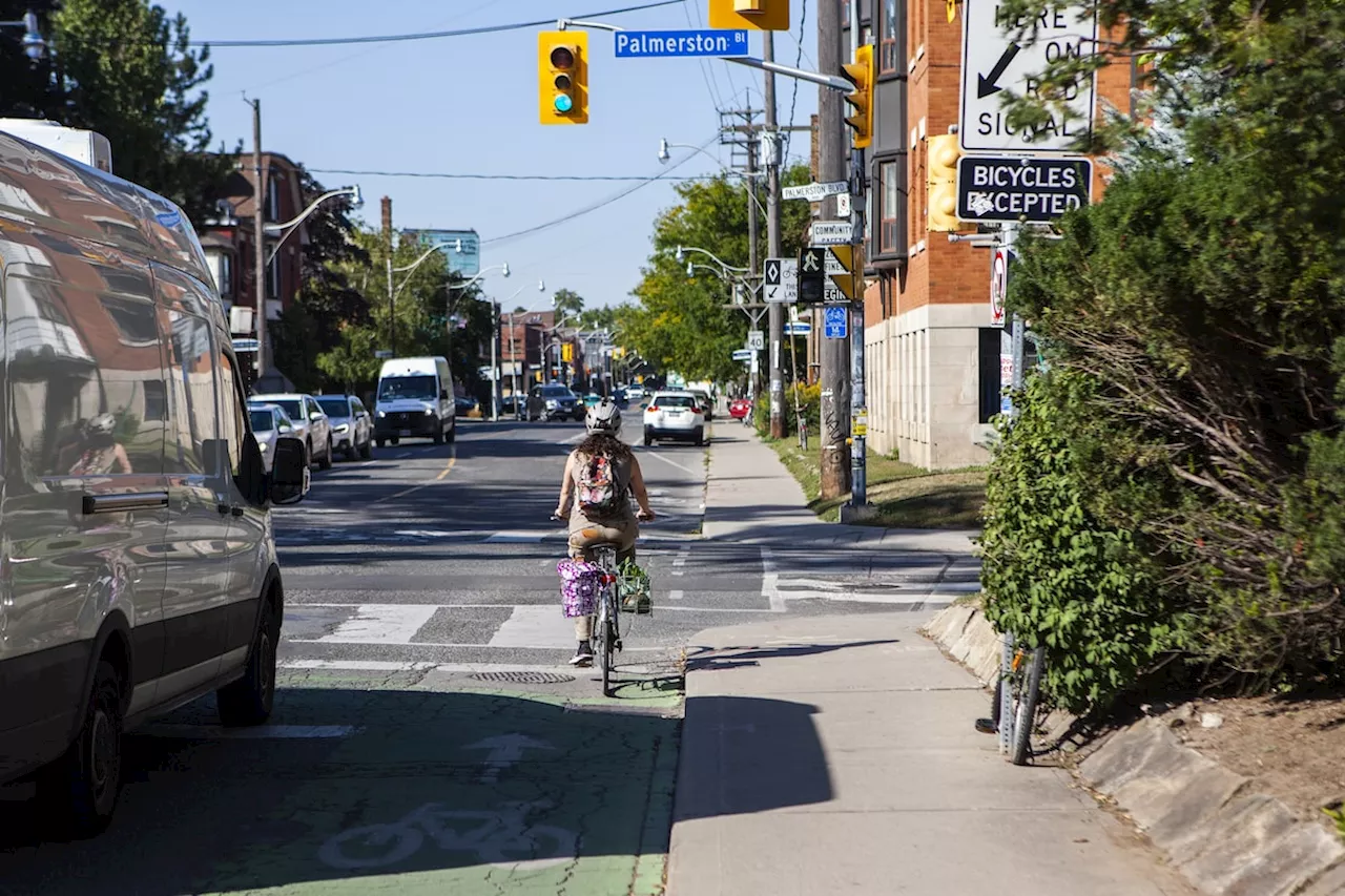 Ontario set to ban new bike lanes installed without provincial approval