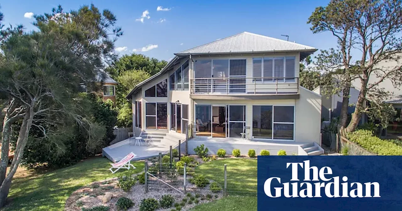 Anthony Albanese and Jodie Haydon buy $4.3m clifftop home in Copacabana on NSW Central Coast