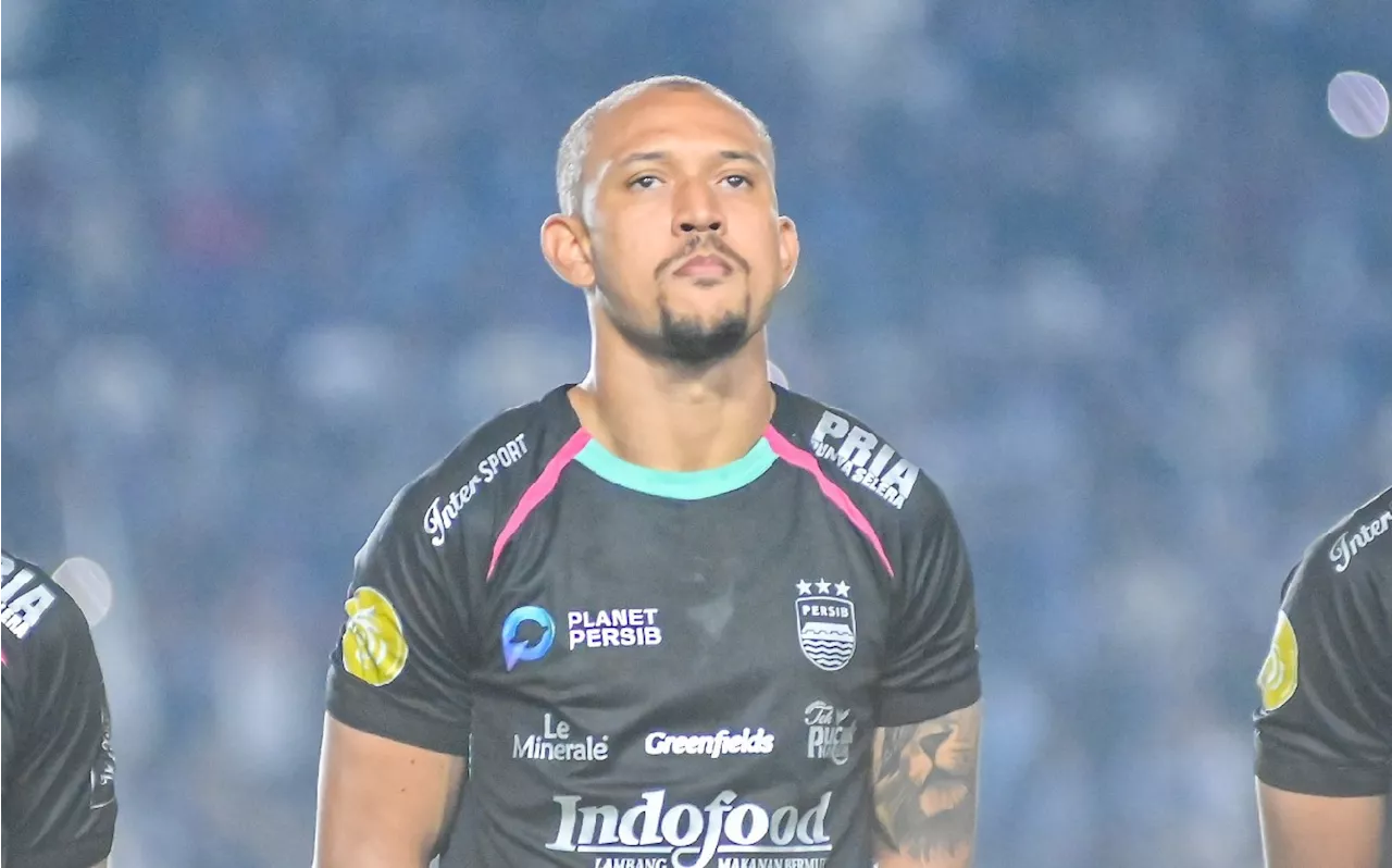 Kerja Keras Gustavo Franca Agar Fit saat Persib Jamu Persebaya