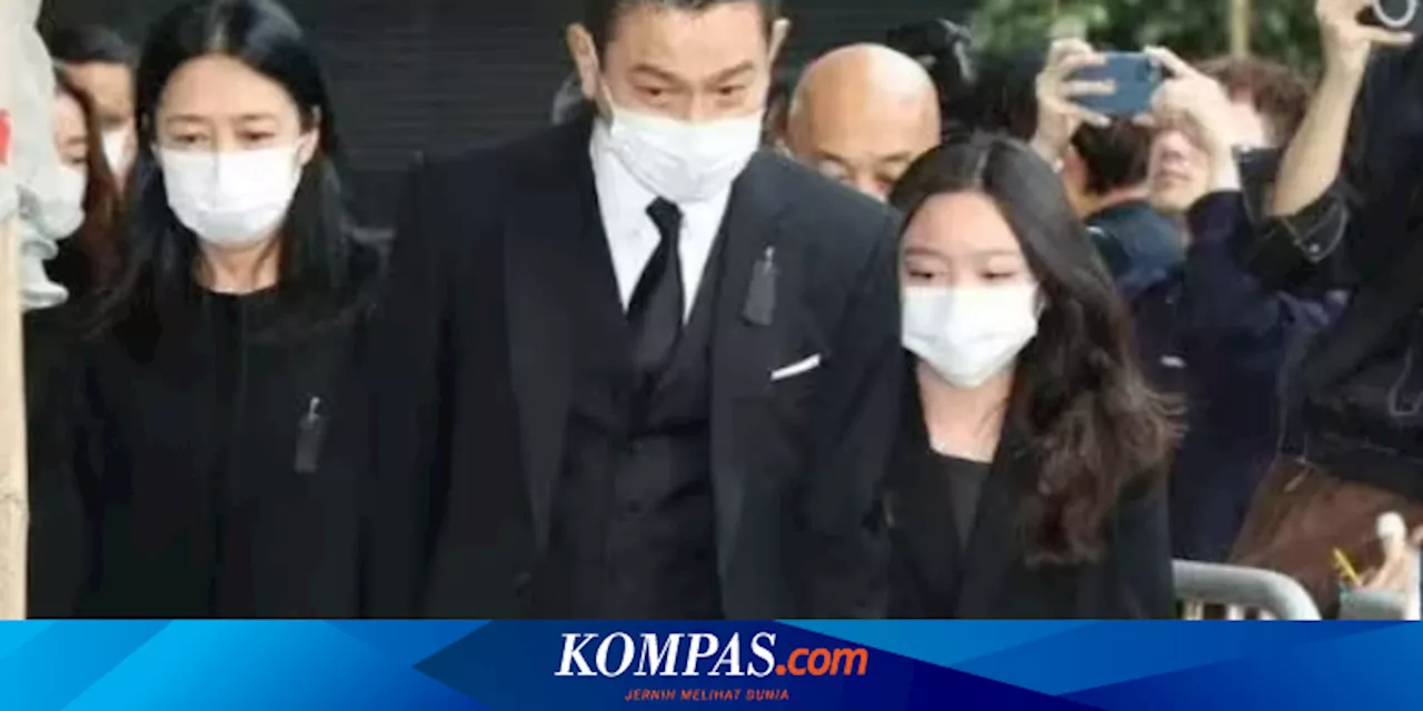 Terkenal Protektif, Andy Lau Disebut Rela Jaga Pintu Toilet demi Anak Perempuan