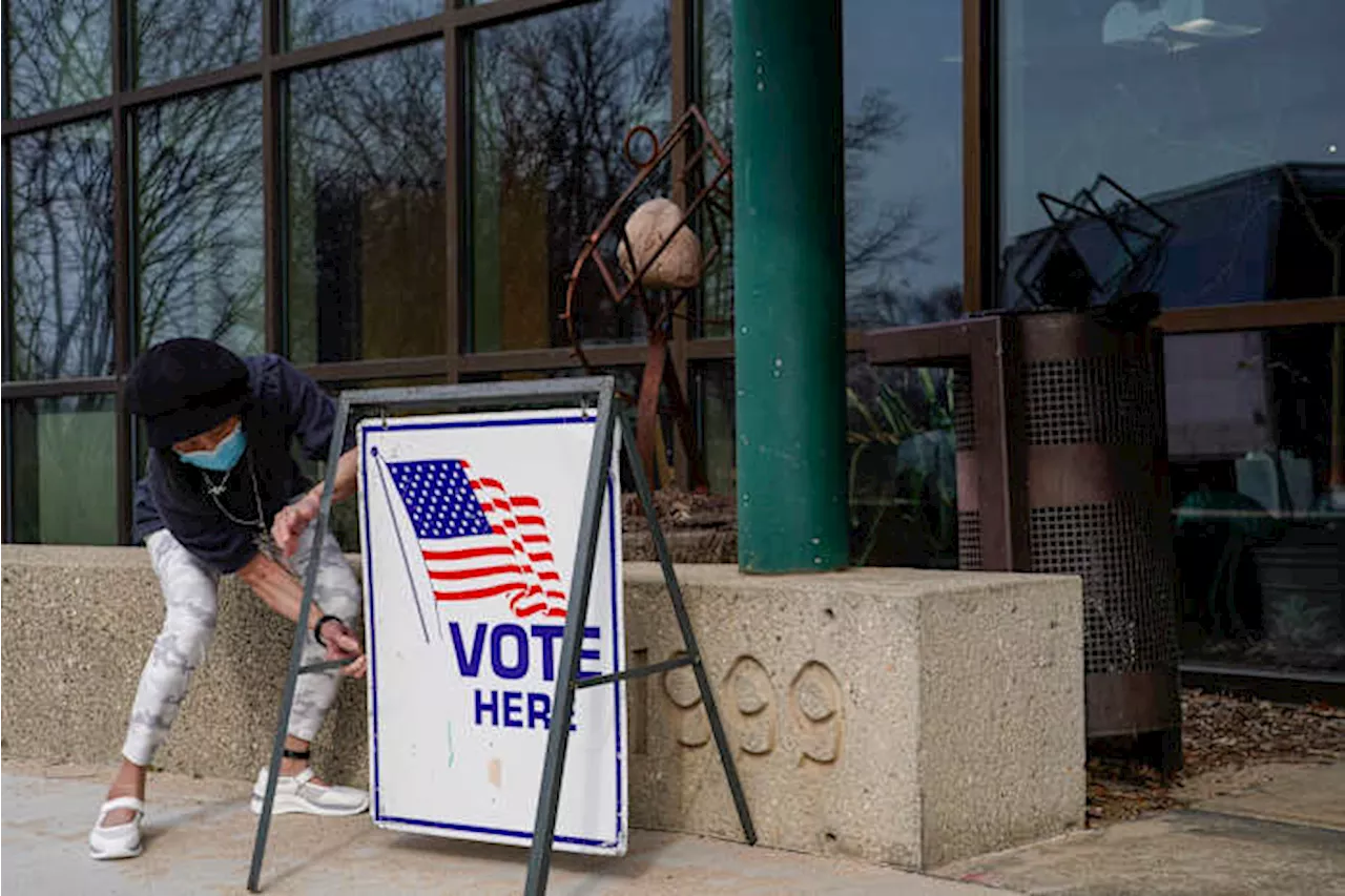 Voting rights groups seek investigation into Wisconsin text message