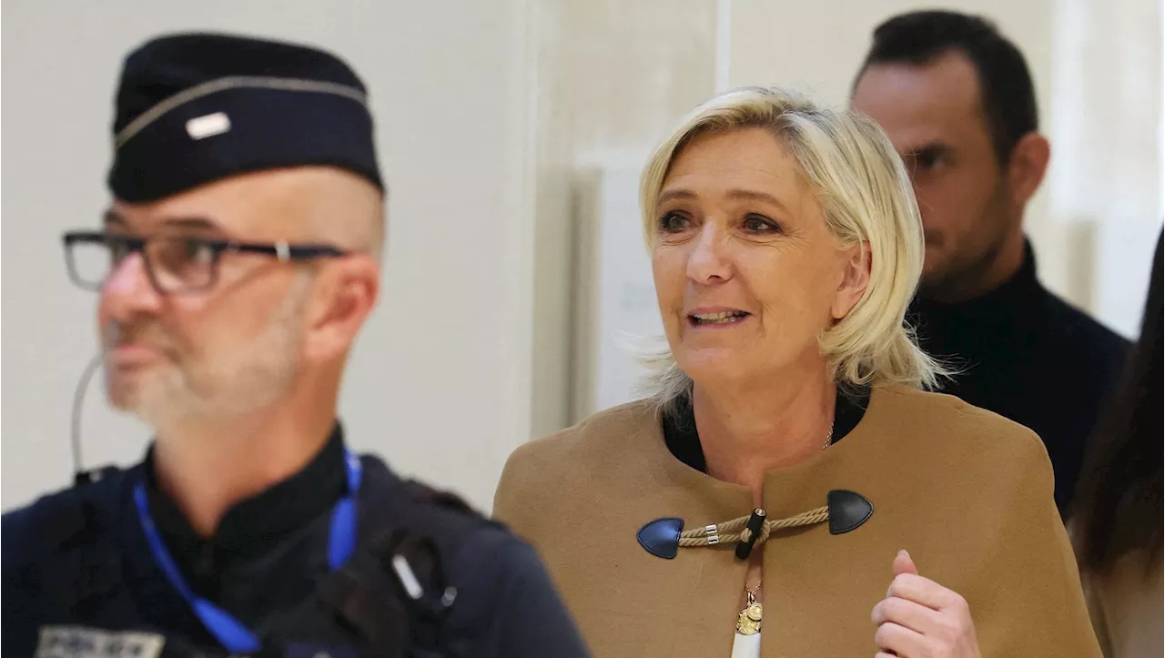 Procès du RN : à la barre, Marine Le Pen esquive mais se défend sans relâche