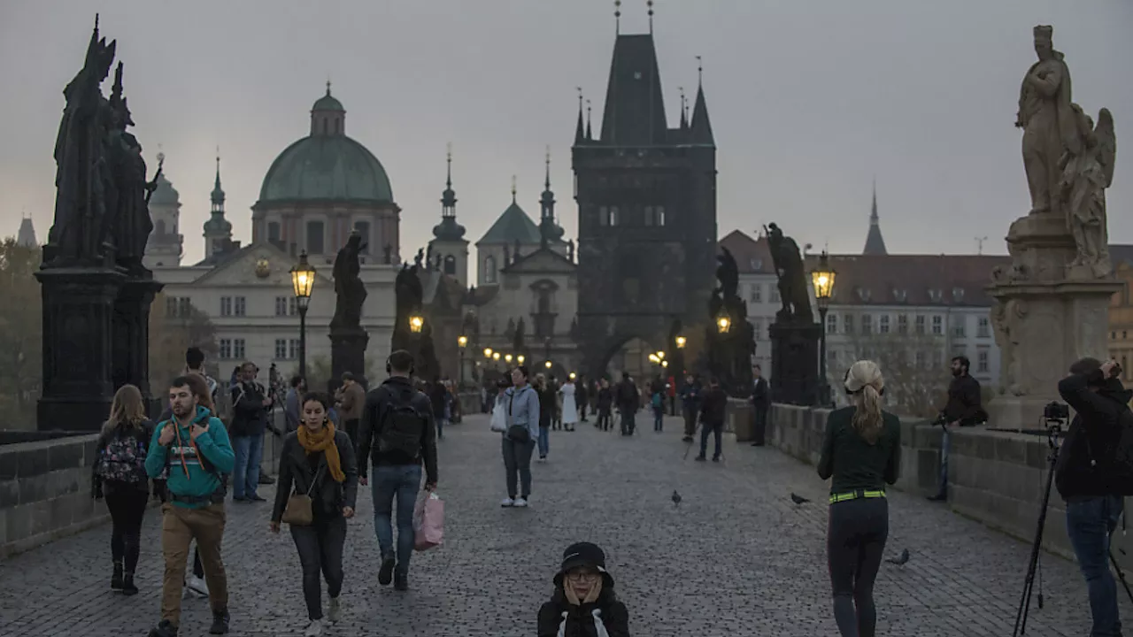 Prag verbietet organisierte Bartouren in der Nacht