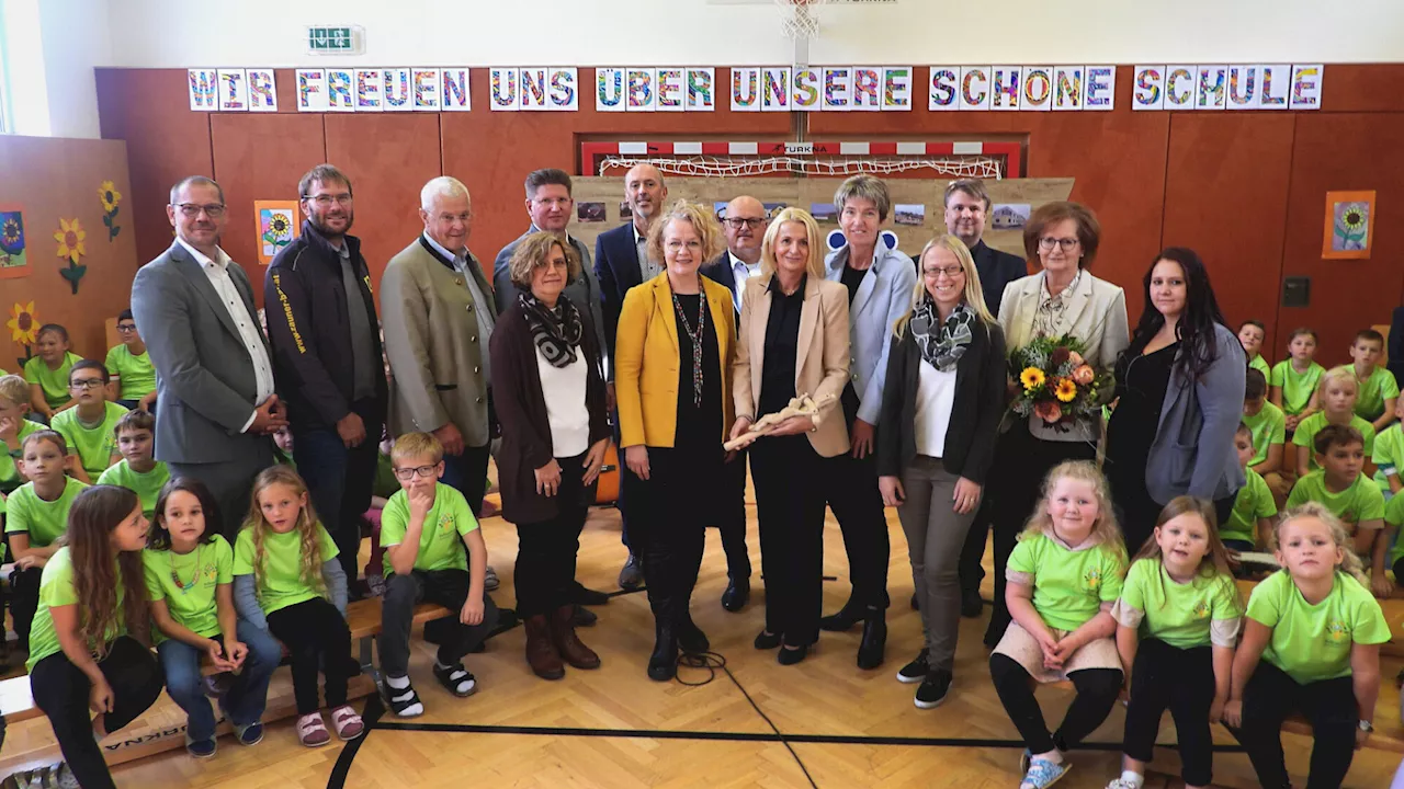 Um- und Zubau an VS Großdietmanns nun eröffnet