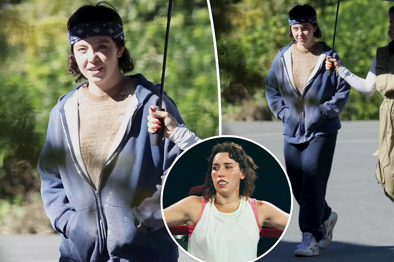 Sydney Sweeney looks unrecognizable with brown mullet as boxer Christy Martin on biopic set