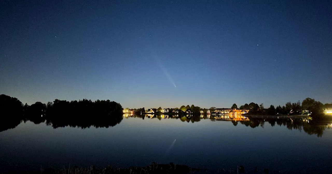 Drentse fotografen grijpen hun kans bij zichtbare komeet C/2023 A3