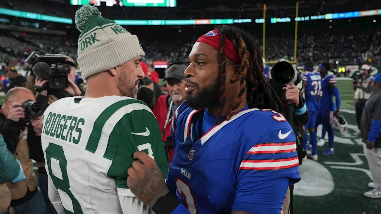 Aaron Rodgers Wrote Classy Message to Damar Hamlin During Jets-Bills Jersey Swap