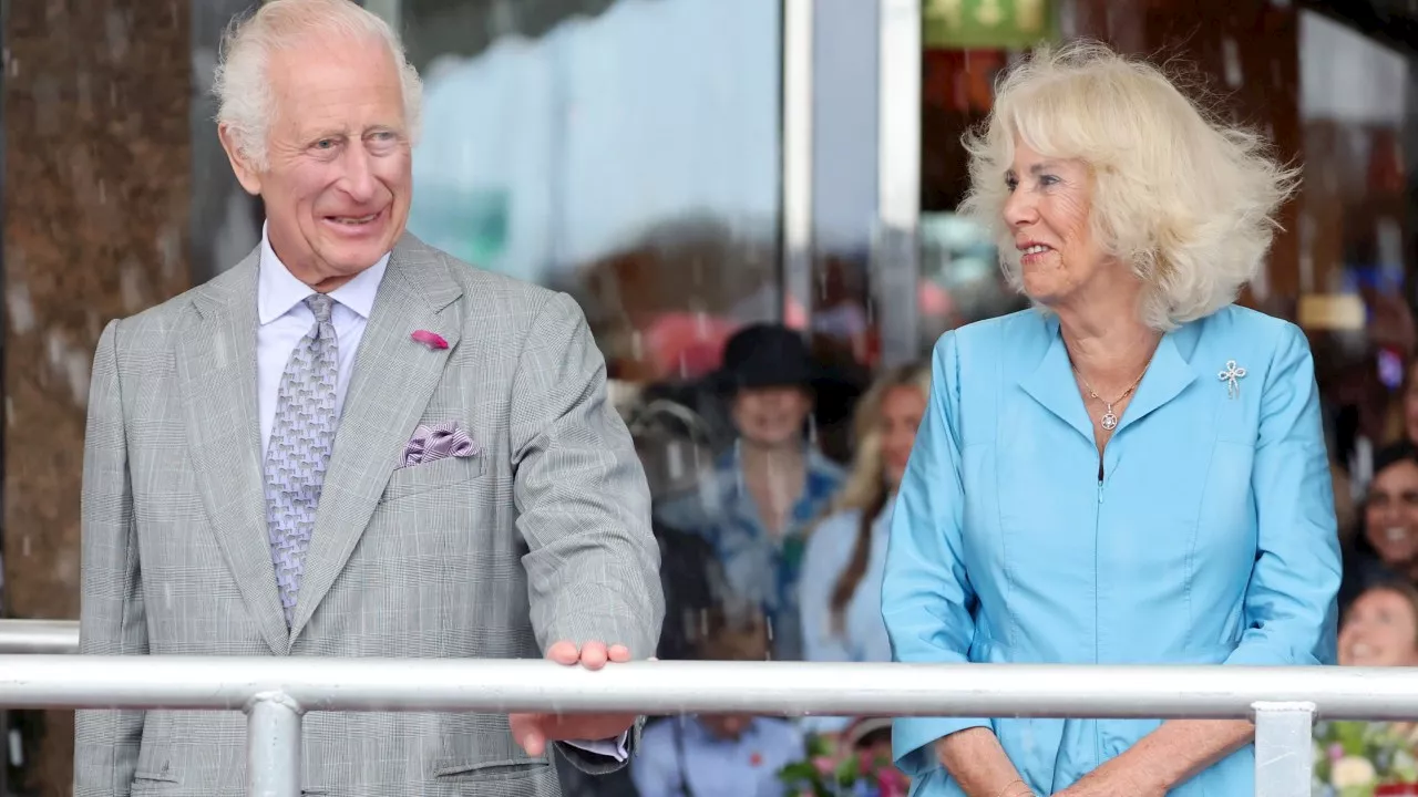 ‘Bizarre’ republic movement ad campaign blasted ahead of royal tour