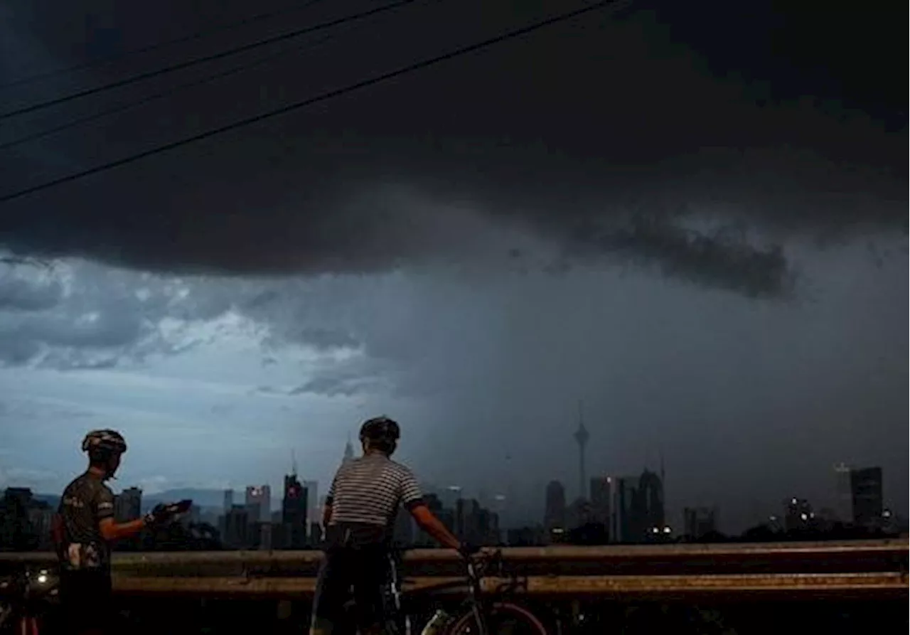 High-intensity squall line brought heavy rain, floods to KL, says MetMalaysia