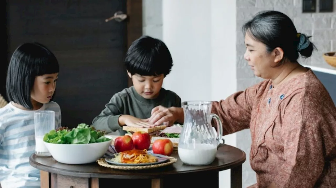 Orang Tua Wajib Tahu, Ini Pentingnya Perkenalkan Sayur pada Anak