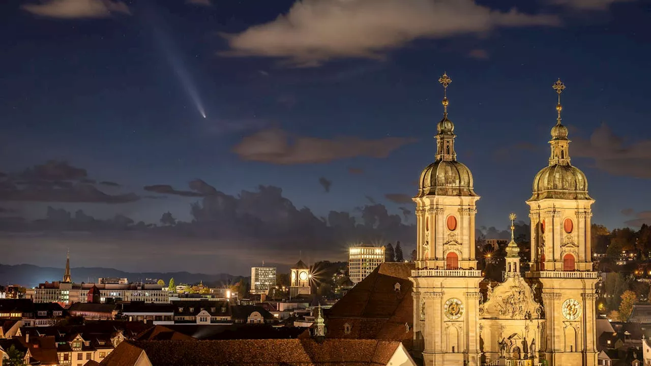 Komet über der Ostschweiz zu sehen +++ Mozart-Requiem in St.Laurenzen +++ Deponie Tüfentobel: Einschränkungen und Anmeldepflicht