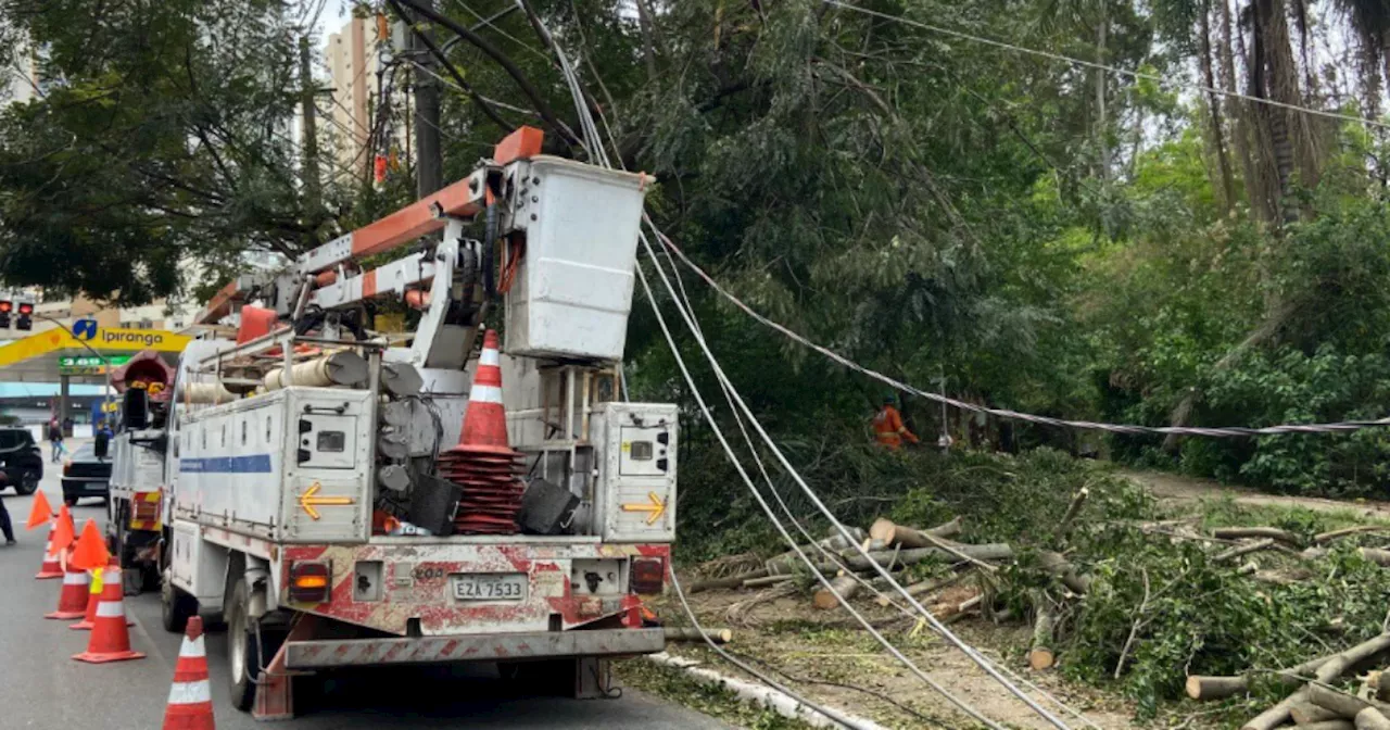 Prefeitura de SP vai à Justiça para exigir que Enel restabeleça energia sob pena de multa