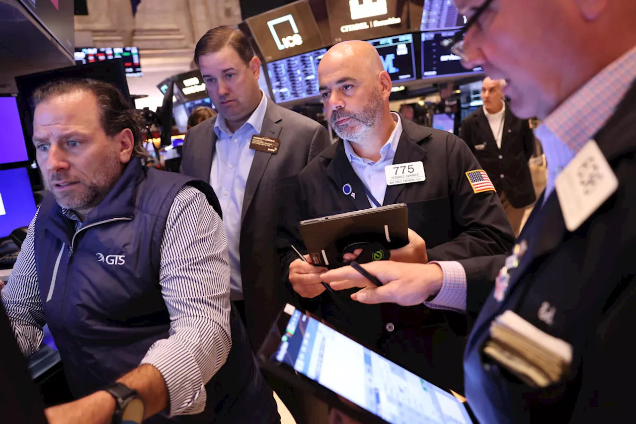 Stock market today: Dow, S&P 500 futures hold near record highs in wait for Wall Street bank earnings