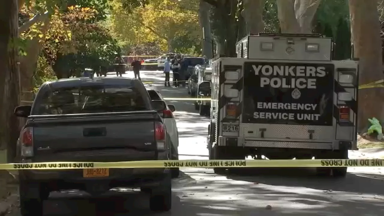 Retired NYPD detective shoots wife, a 5th-grade teacher, in apparent murder suicide: Police