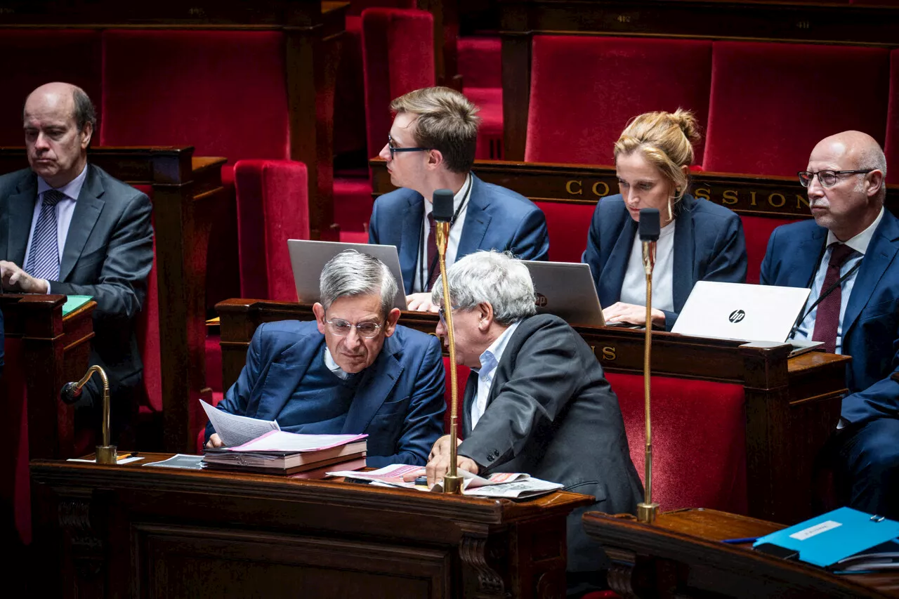 Budget 2025 : les députés adoptent une version étendue de la taxe sur les hauts revenus, ça change quoi ?