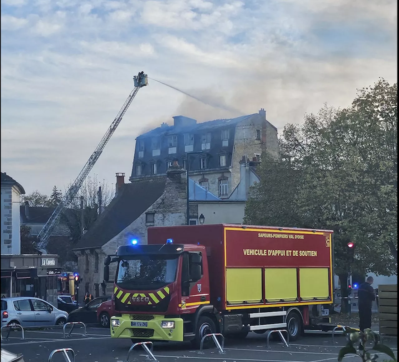 Val-d'Oise : un incendie éclate dans un ancien hôpital de jour