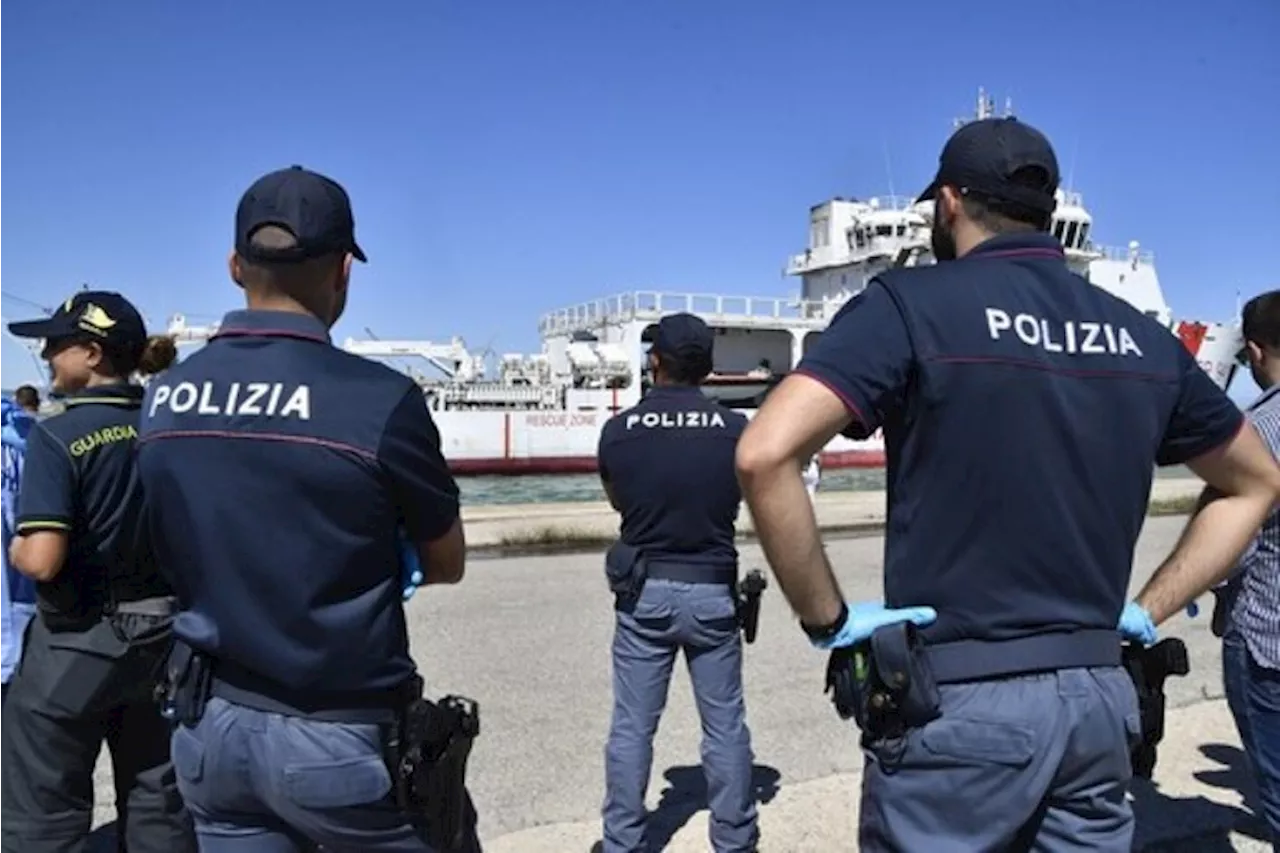 Scafisti egiziani per barconi da Libia, 10 fermi a Milano