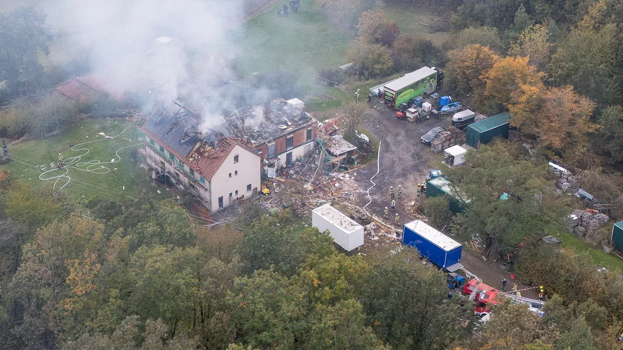 Zeil am Main: Nach Brand und Explosion in Wohnhaus: Tote Person gefunden