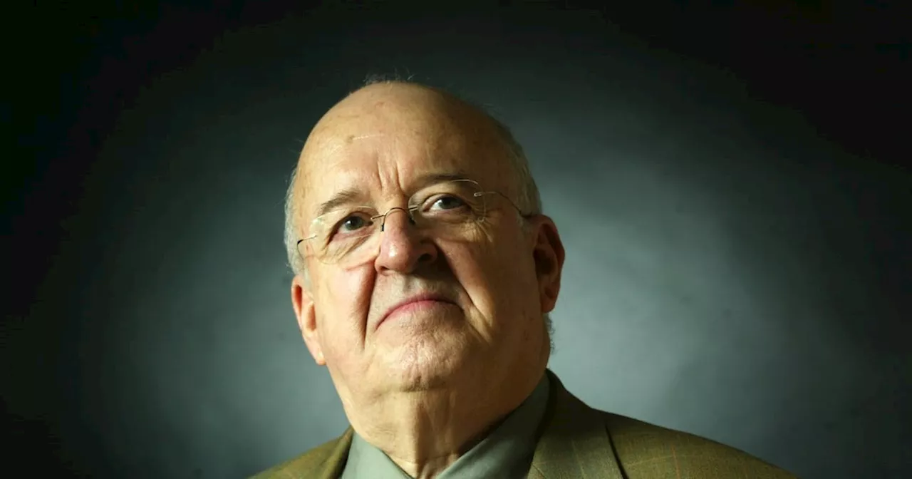 Prolific editor, columnist Robert Fulford dead at 92