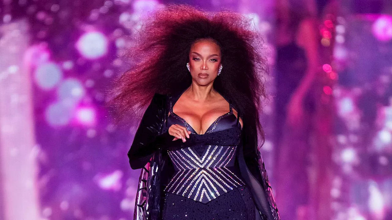 Tyra Banks stuns in black corset as she closes Victoria's Secret fashion show after 19-year break